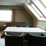 Alojamento de Acomodação e Pequeno-almoço The Beachhouse Oostduinkerke