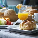 Alojamento de Acomodação e Pequeno-almoço The Beachhouse