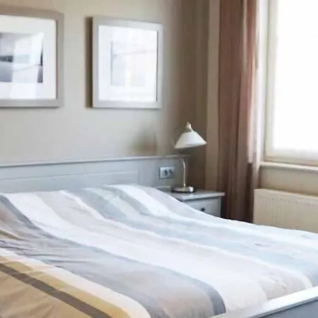 The Beachhouse 3*