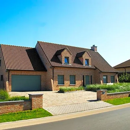 The Beachhouse Отель типа 