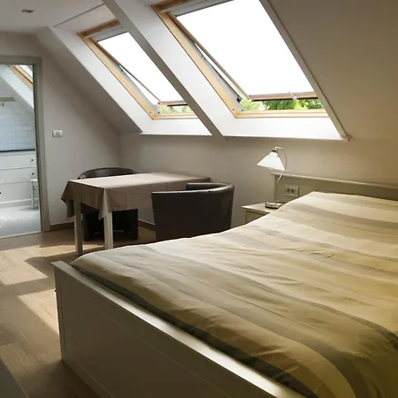 The Beachhouse Panzió 3*