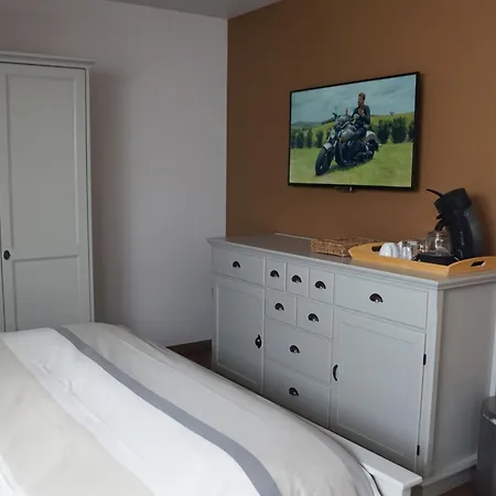 The Beachhouse B&B 오스트두인케르케